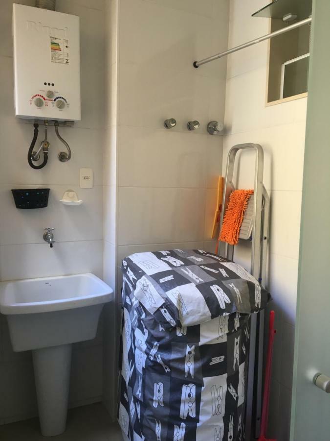Apartamento Em Copacabana - Rua Bolivar - 2 Quartos - Excelente Localizacao Rio de Janeiro Exterior photo