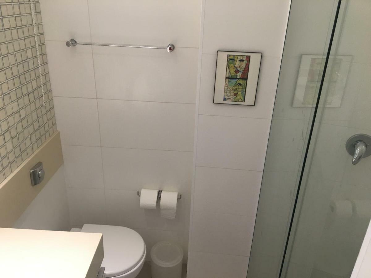Apartamento Em Copacabana - Rua Bolivar - 2 Quartos - Excelente Localizacao Rio de Janeiro Exterior photo